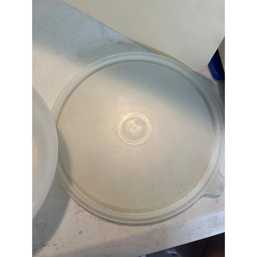 Tupperware 155-75 Vintage Translucent White Round Bowl with Lid Seal